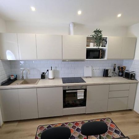 Cool Apartment 兹诺伊莫 外观 照片