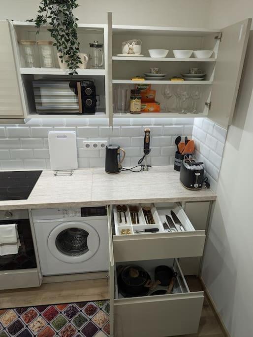 Cool Apartment 兹诺伊莫 外观 照片